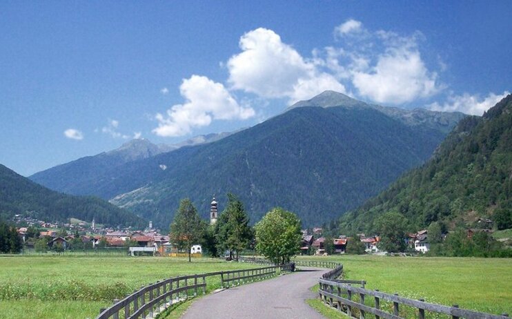 Passeggiata in Val di Sole e, a seguire, pranzo "sociale"